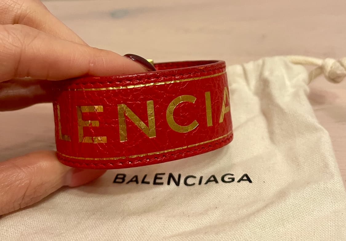 발렌시아가 Balenciaga 로고 커프 레더 팔찌 레드 M  상품이미지1