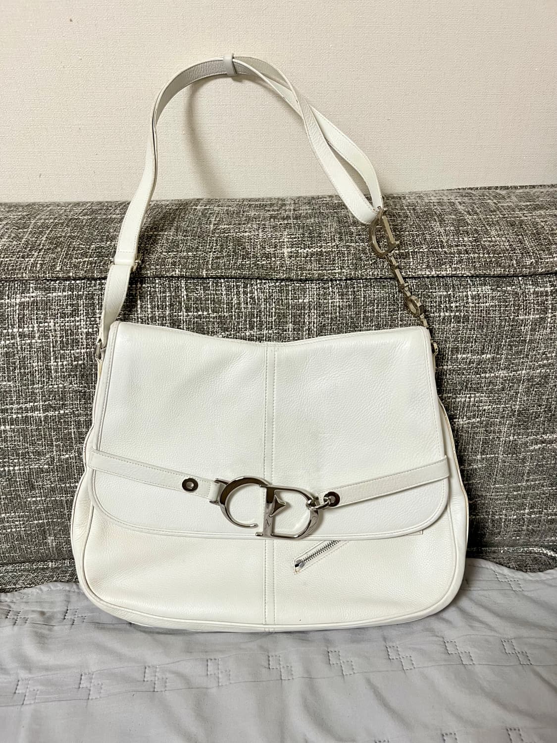 Christian Dior 화이트 가죽 숄더백 정품 상품이미지2