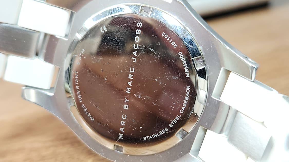 # Marc Jacobs 마크제이콥스 화이트 다이얼 명품시계 급처 상품이미지7