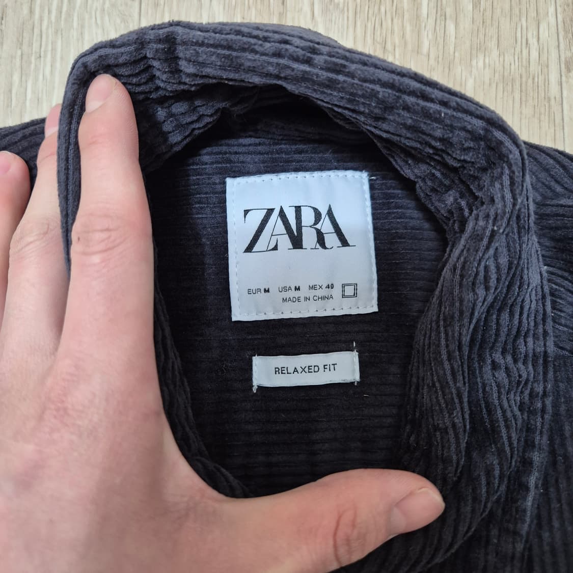 자라 릴랙시드핏 코듀로이 집업자켓 M(95) 상품이미지4