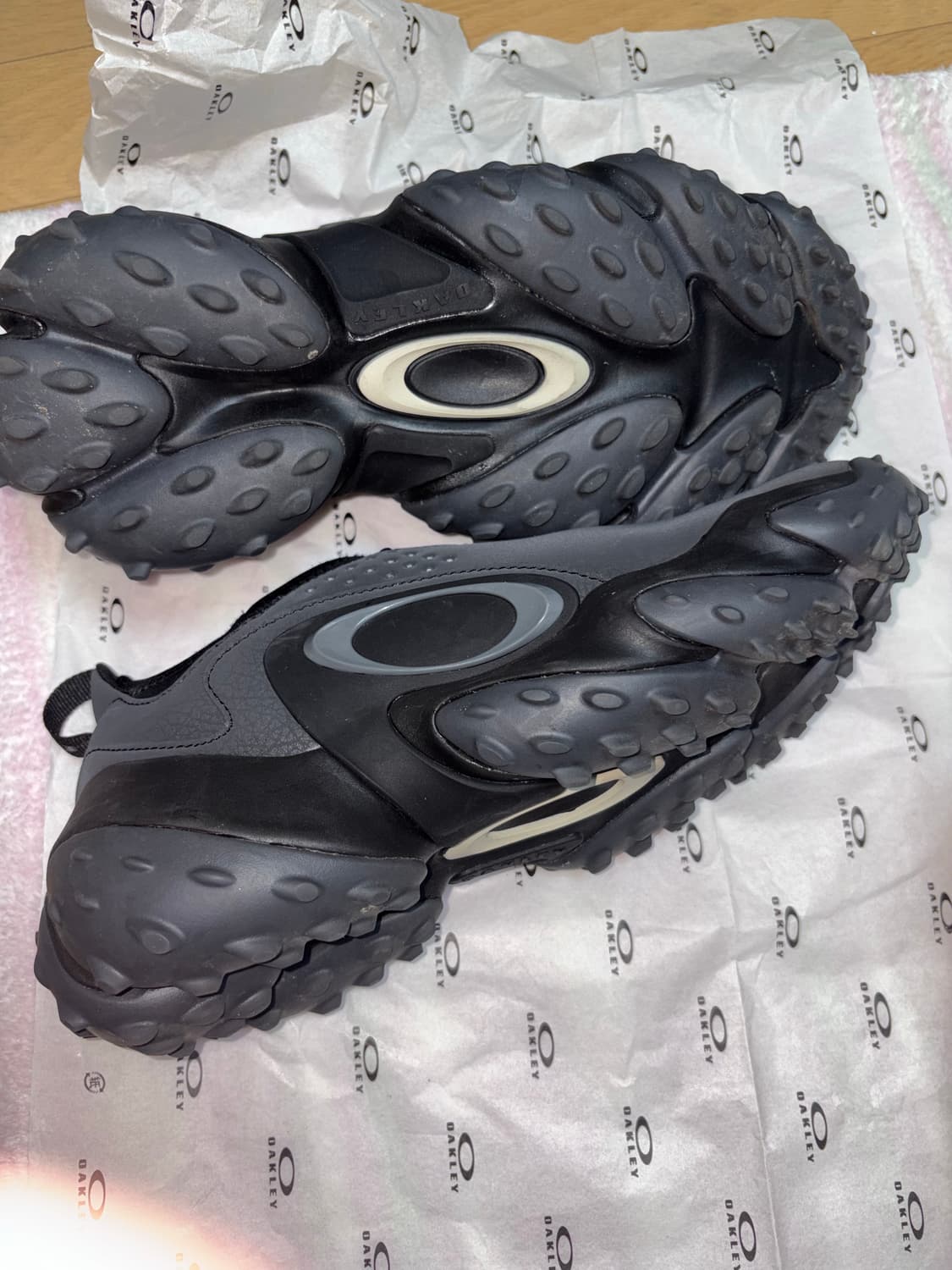 오클리 엣지 아이콘 블랙 245 상품이미지4