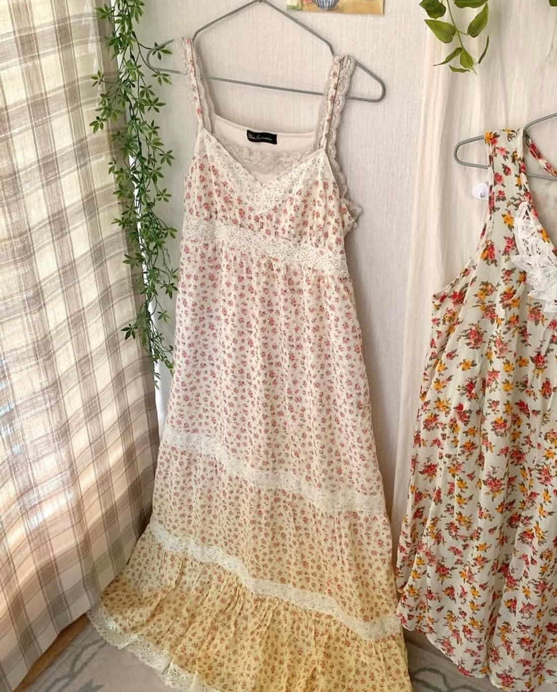 플로럴 그라대이션 레이스 끈원피스 상품이미지1