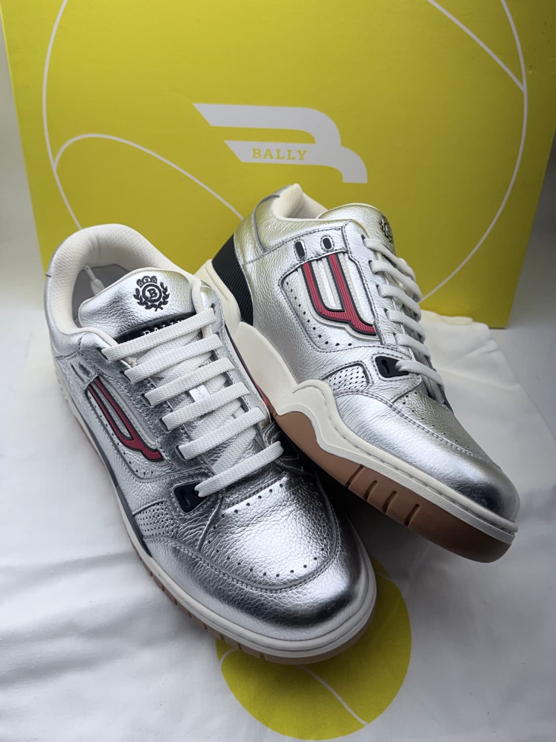 정품)발리 스니커즈265/270 상품이미지1