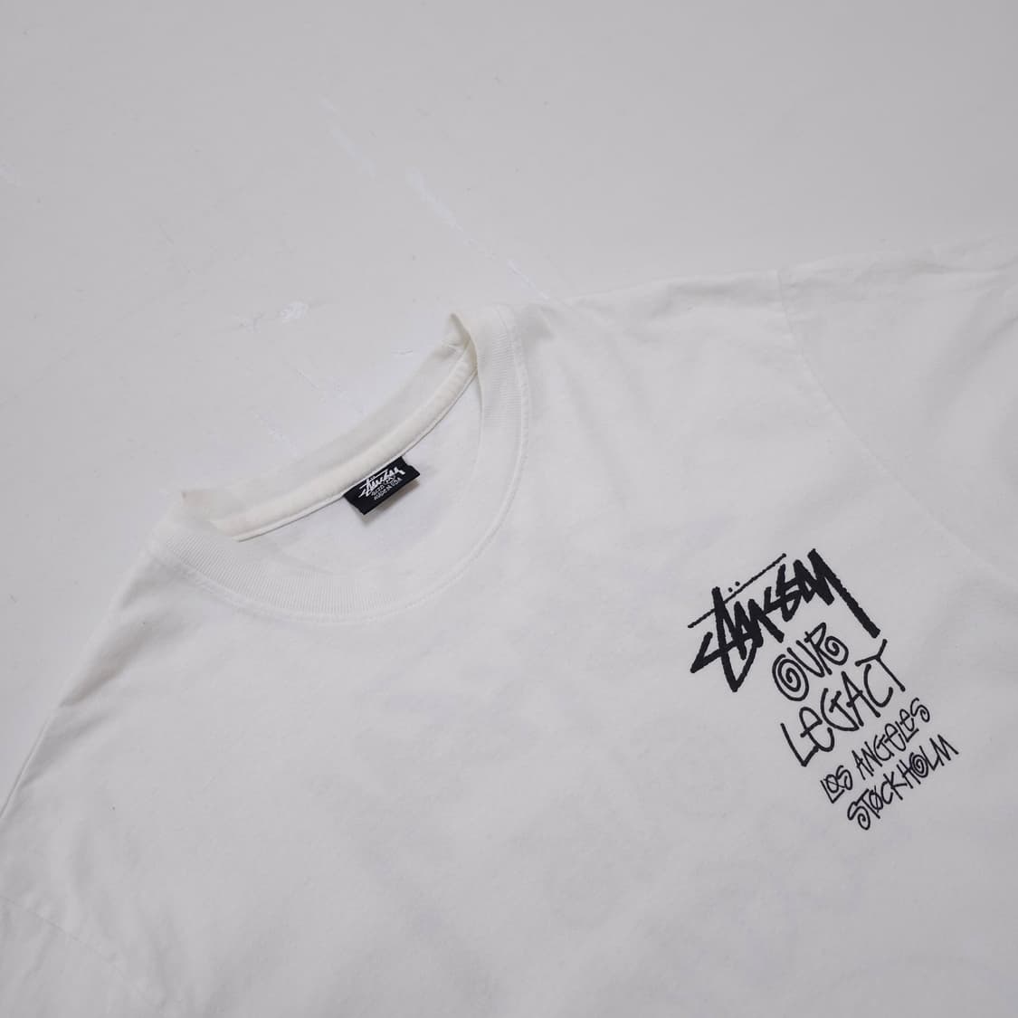 스투시x아워레가시 서프맨 반팔티 상품이미지3