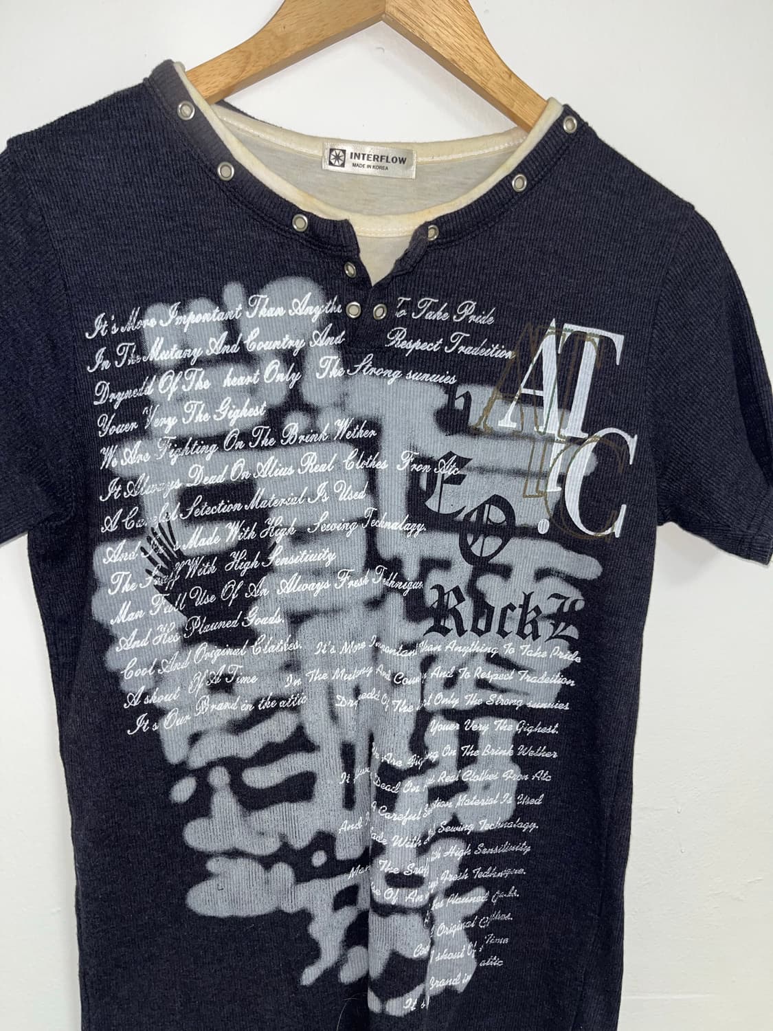 고딕 레터링 프린팅 레이어드 티셔츠 상품이미지7