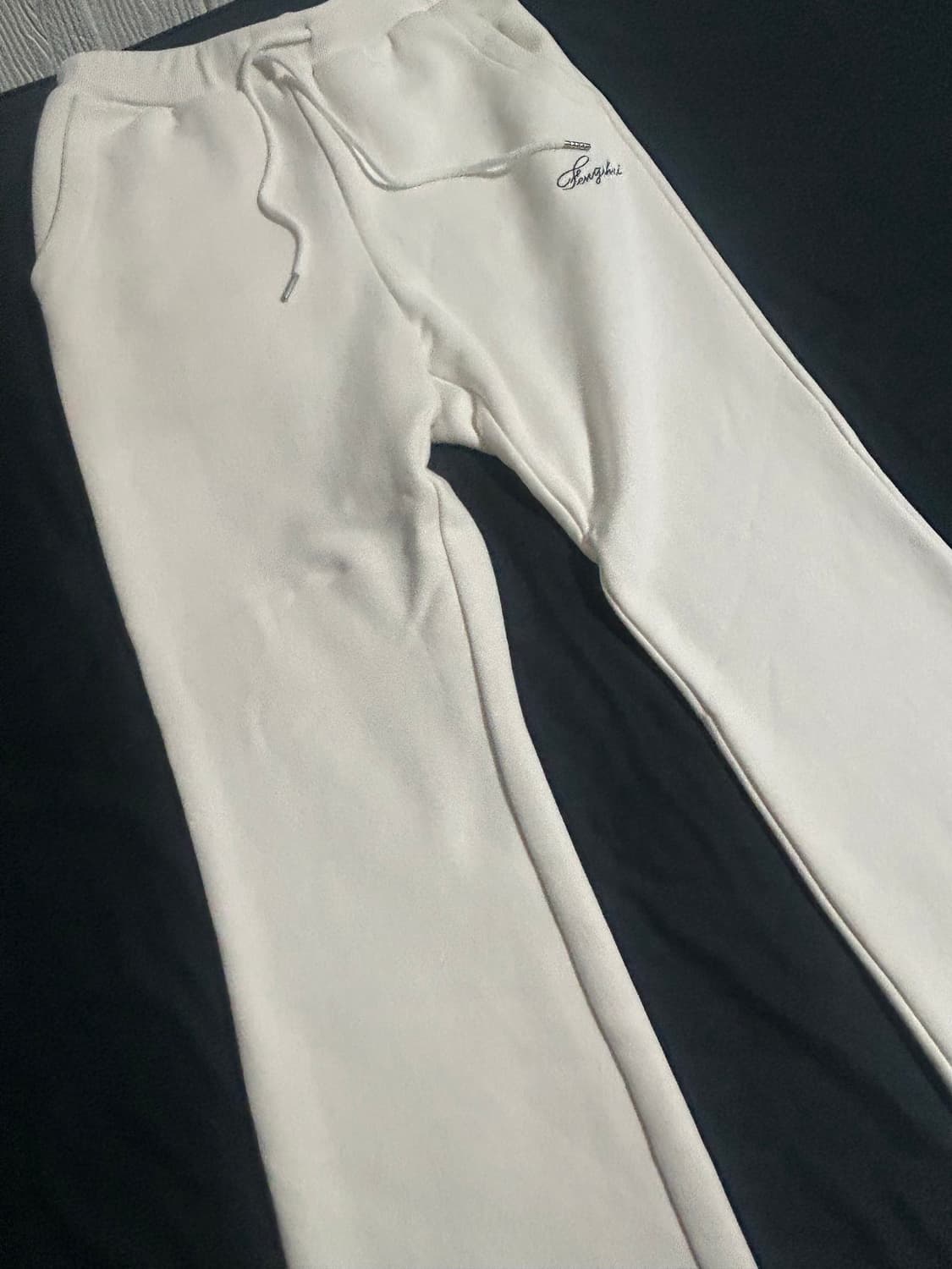 펑쉐이 스몰 로고 OG 와이드 플레어 스웻팬츠 1사이즈 상품이미지3