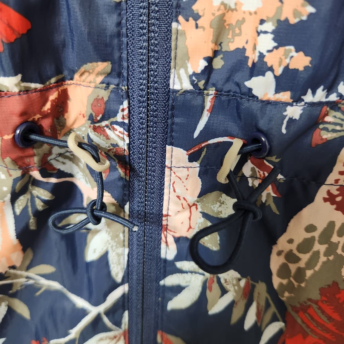 H592 [L] 컬럼비아 여성 바람막이 점퍼
 상품이미지2