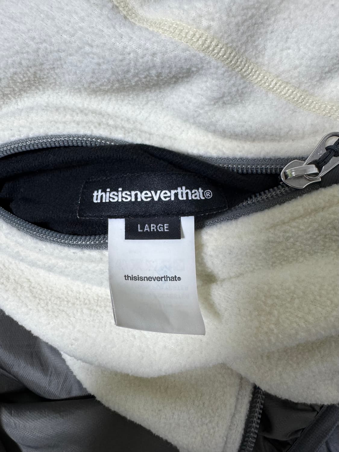 디스이즈네버댓 리버시블 조끼 상품이미지4