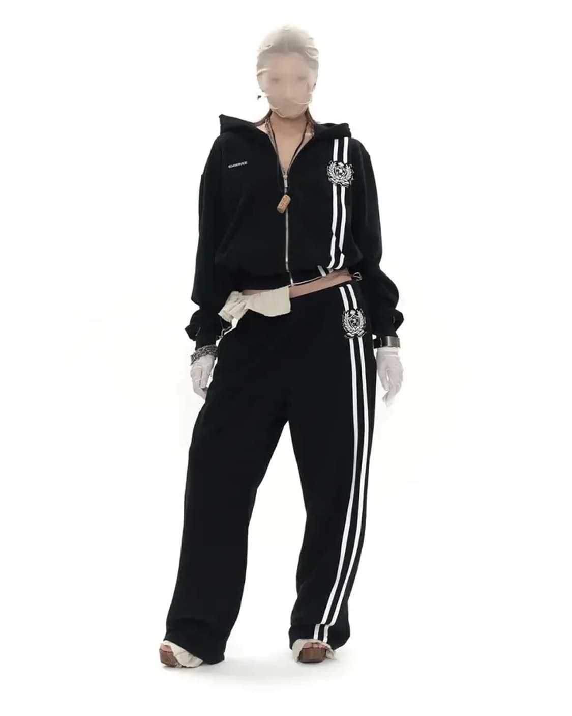 (L)604services 604서비스 비디드 스쿨로고 트랙팬츠 상품이미지1