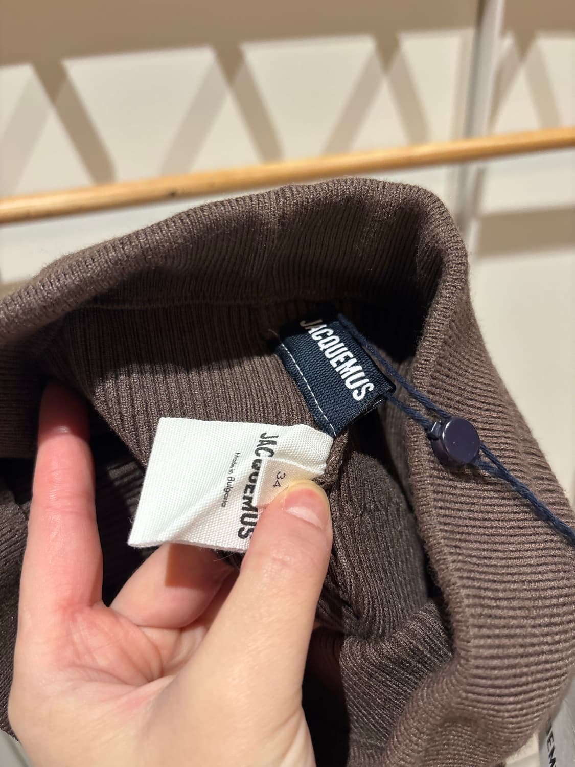 Jacquemus 자크뮈스 르 콜랑 알바 레깅스 브라운 상품이미지4