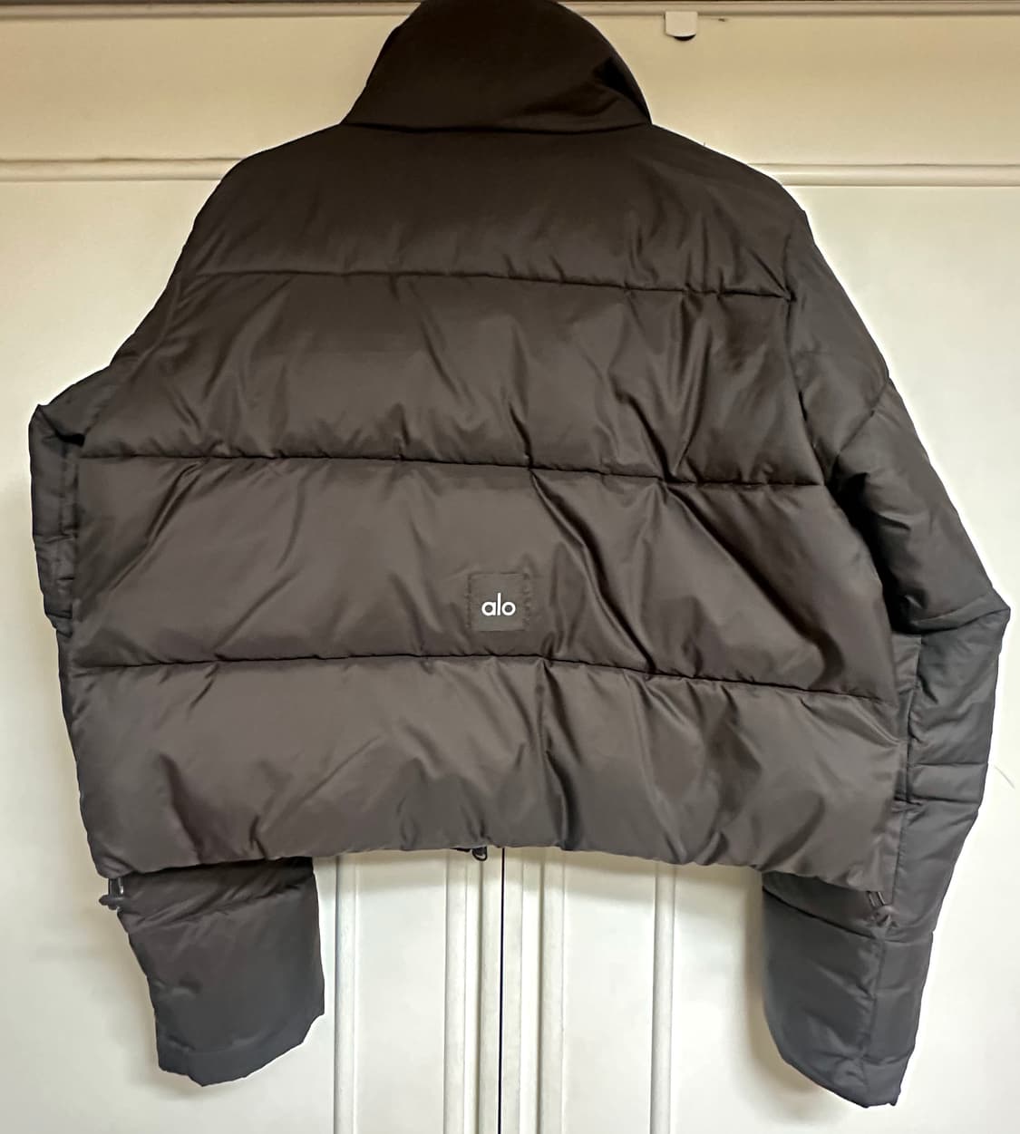 Alo 알로 패딩 Gold rush puffer - espresso 상품이미지3