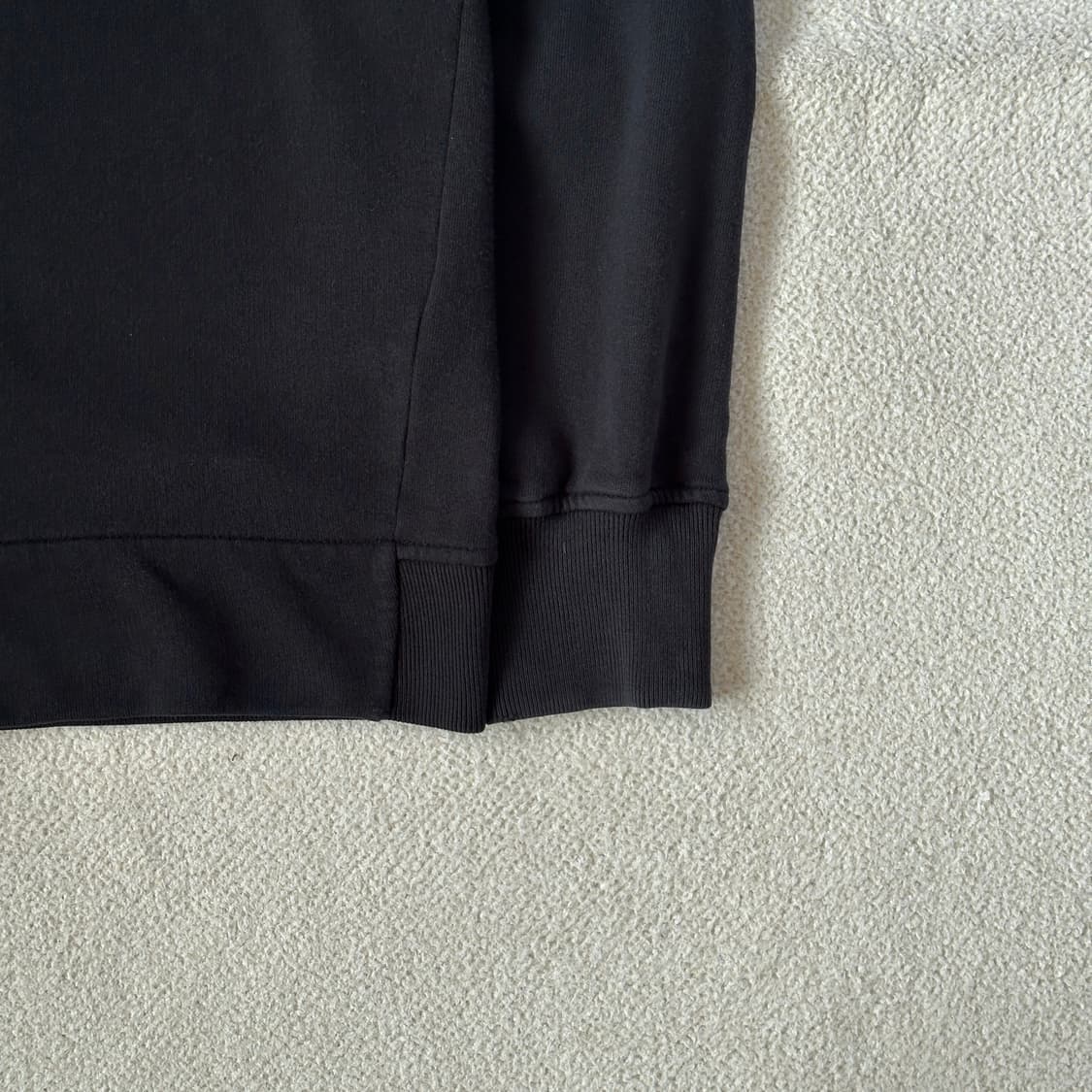 C.P. 컴퍼니 사이드 지퍼 맨투맨 상품이미지4