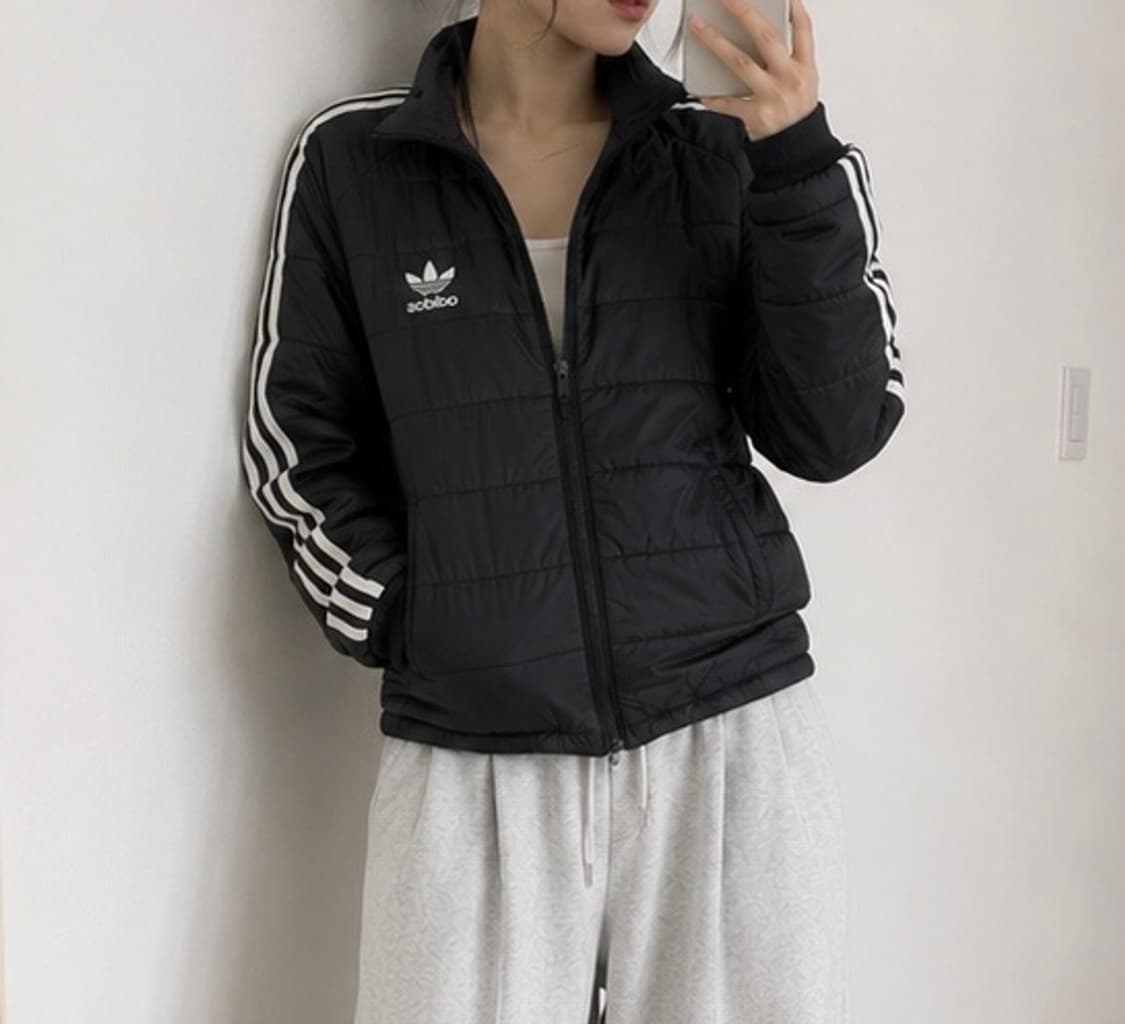 아디다스 흰검 경량패딩 자켓 상품이미지1