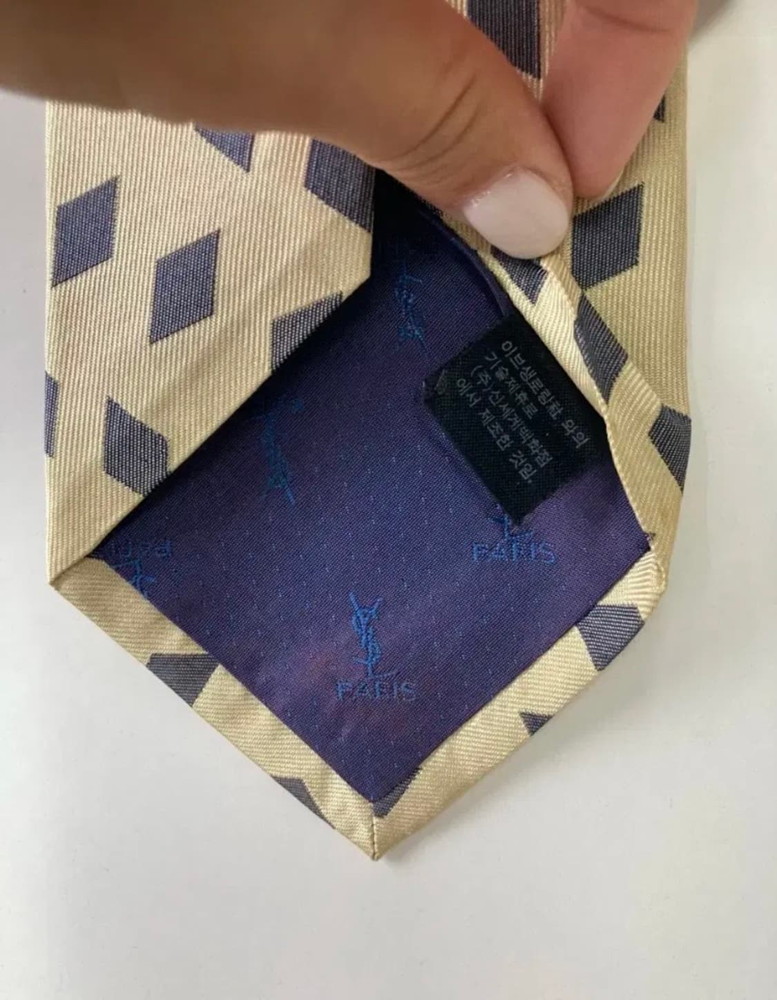 입생로랑 넥타이 상품이미지3