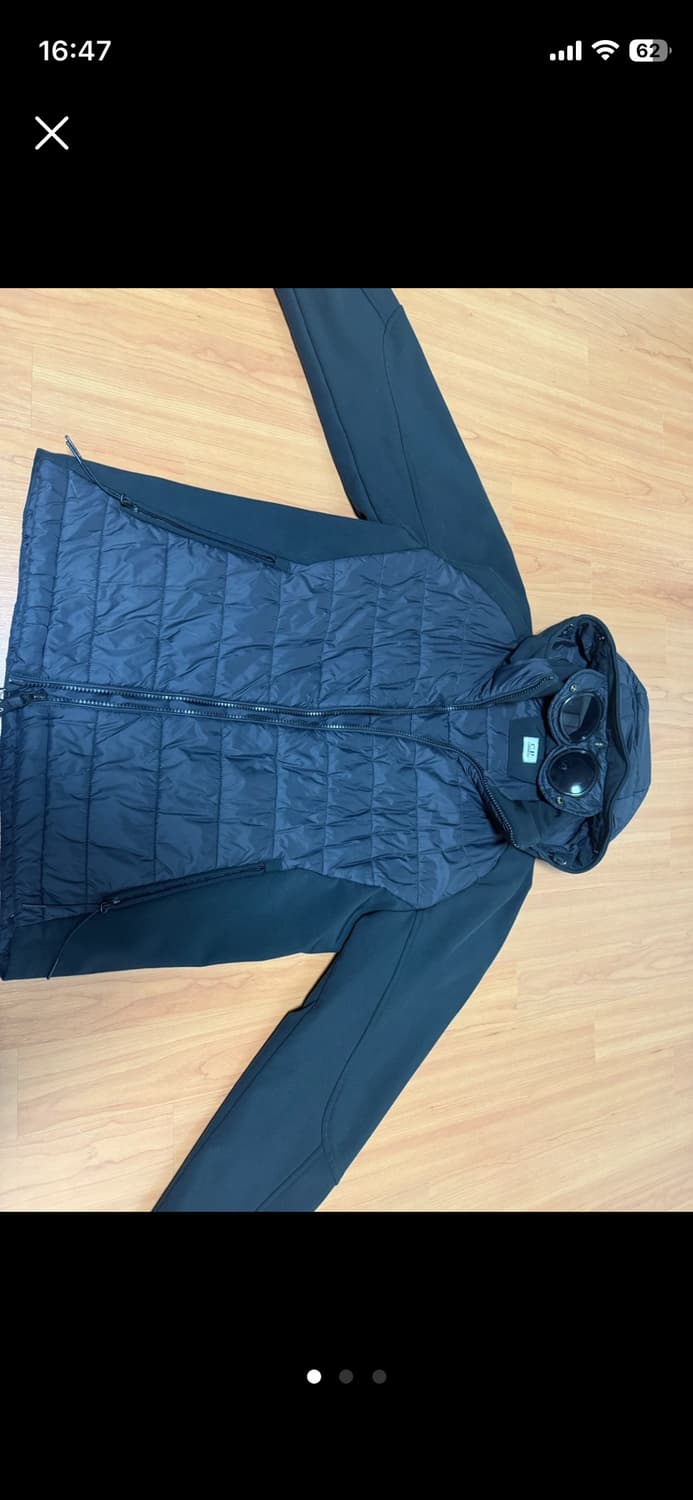 Cp컴퍼니 경량패딩  팝니다 (급처) 상품이미지4