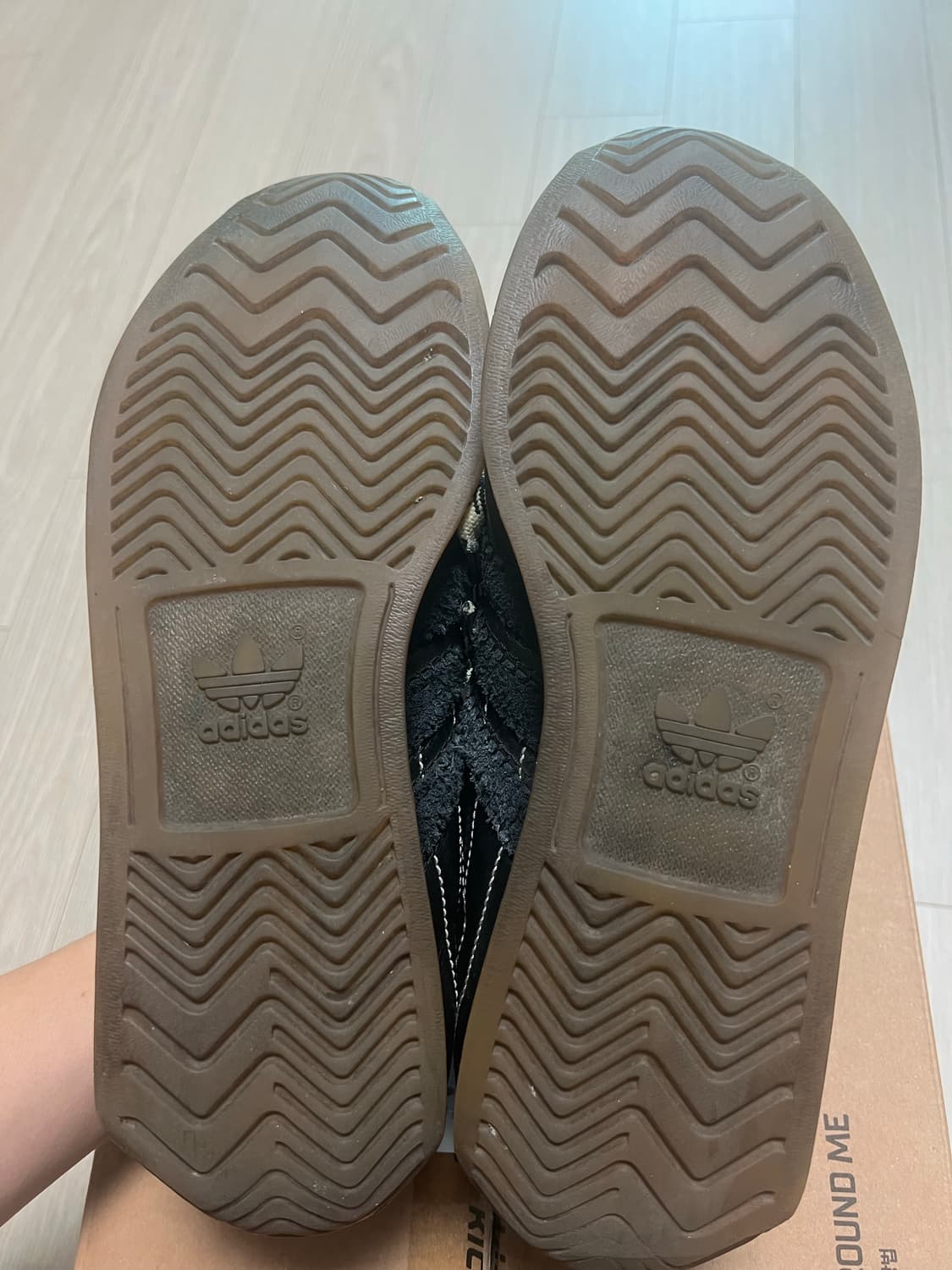 아디다스 웨일즈보너 컨트리 코어 블랙 265 상품이미지4