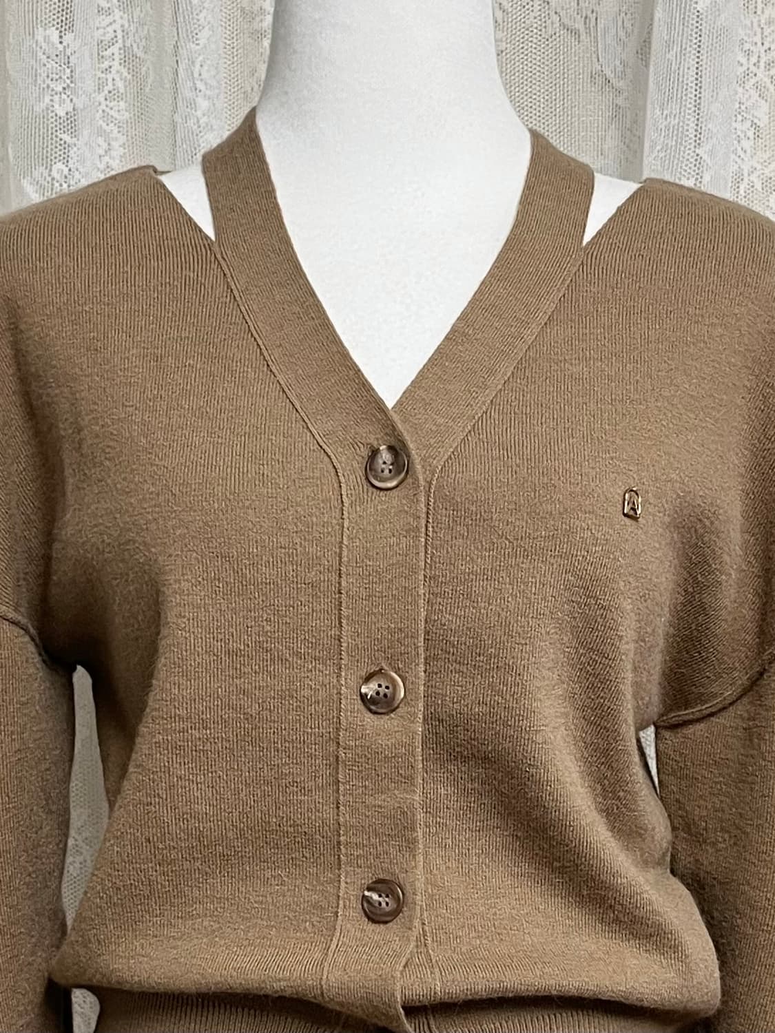 F) 아틀리에나인 로웰 컷아웃 니트 가디건 브라운 상품이미지3