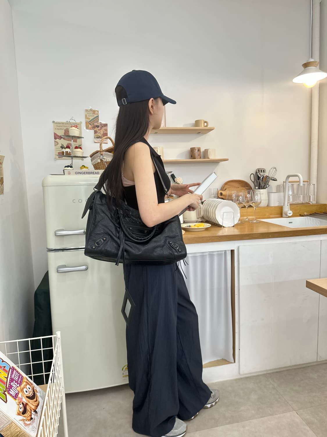 [SA급 정품] 발렌시아가 시티 모터백 미디움 블랙 상품이미지9