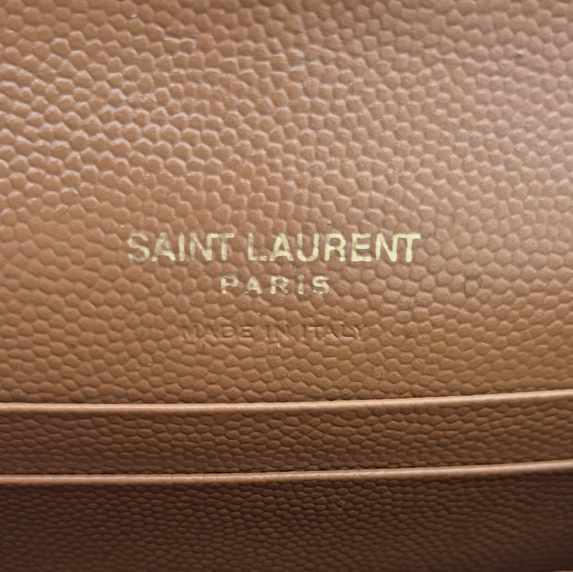 [중고명품셀렉트]생로랑 마틀라세 엔벨로프 금장 카드지갑 상품이미지8