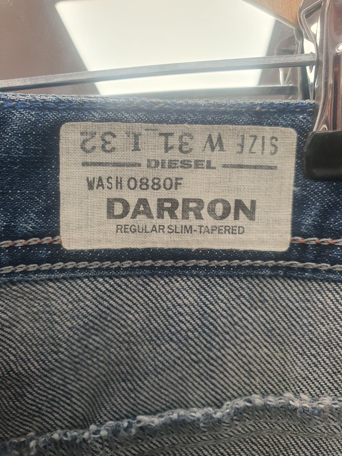 디젤(Diesel) 정품 대런(DARRON) 남성 슬림 테이퍼드 워싱 청 상품이미지9