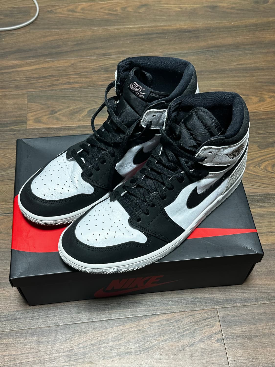  Jordan 1 Retro High OG Bleached Coral 상품이미지1
