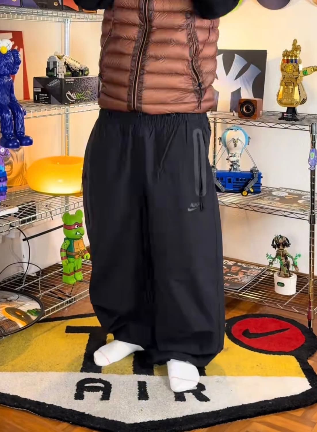 나이키 테크 우븐 팬츠 상품이미지1