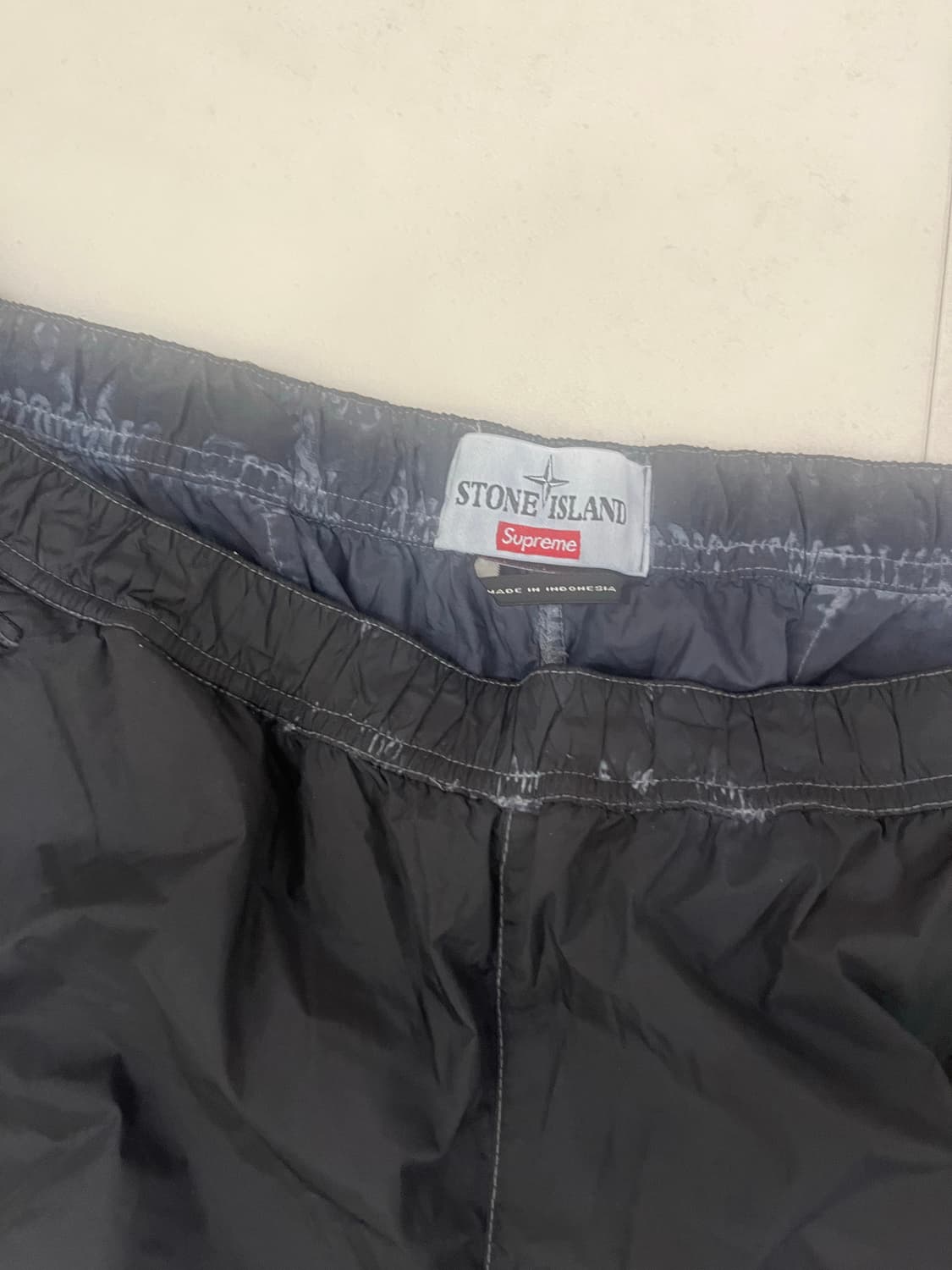 스톤아일랜드 슈프림 라지 상품이미지3