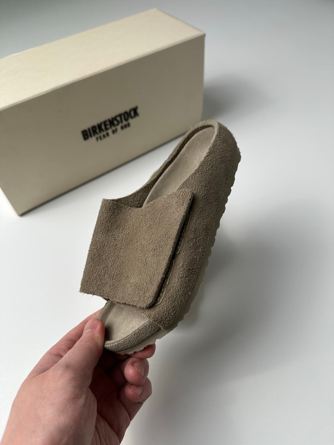 (정품/새상품) 피어오브갓 X 버켄스탁 키즈용 스웨이드 회갈색 상품이미지3