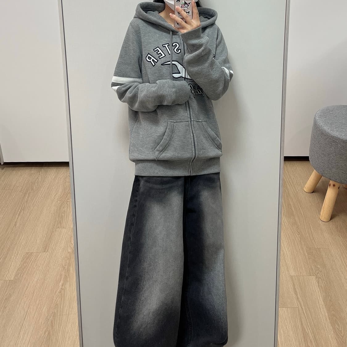 홀리스터 자수로고 그레이 후드집업 상품이미지1