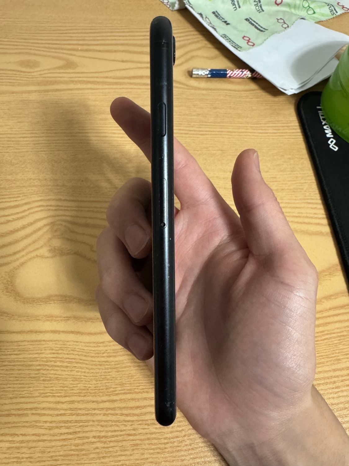 아이폰SE2 64gb 블랙 성능 80퍼 상품이미지3