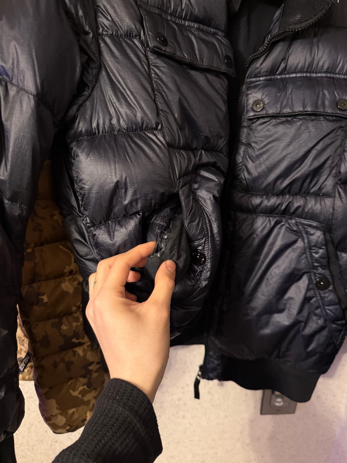 스톤아일랜드 가먼트다잉 숏 패딩 상품이미지5