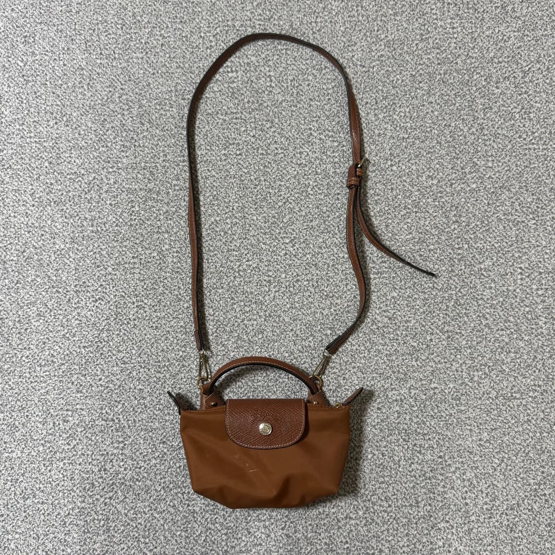 롱샴 르 플리아쥬 핸들 파우치 브라운 상품이미지3