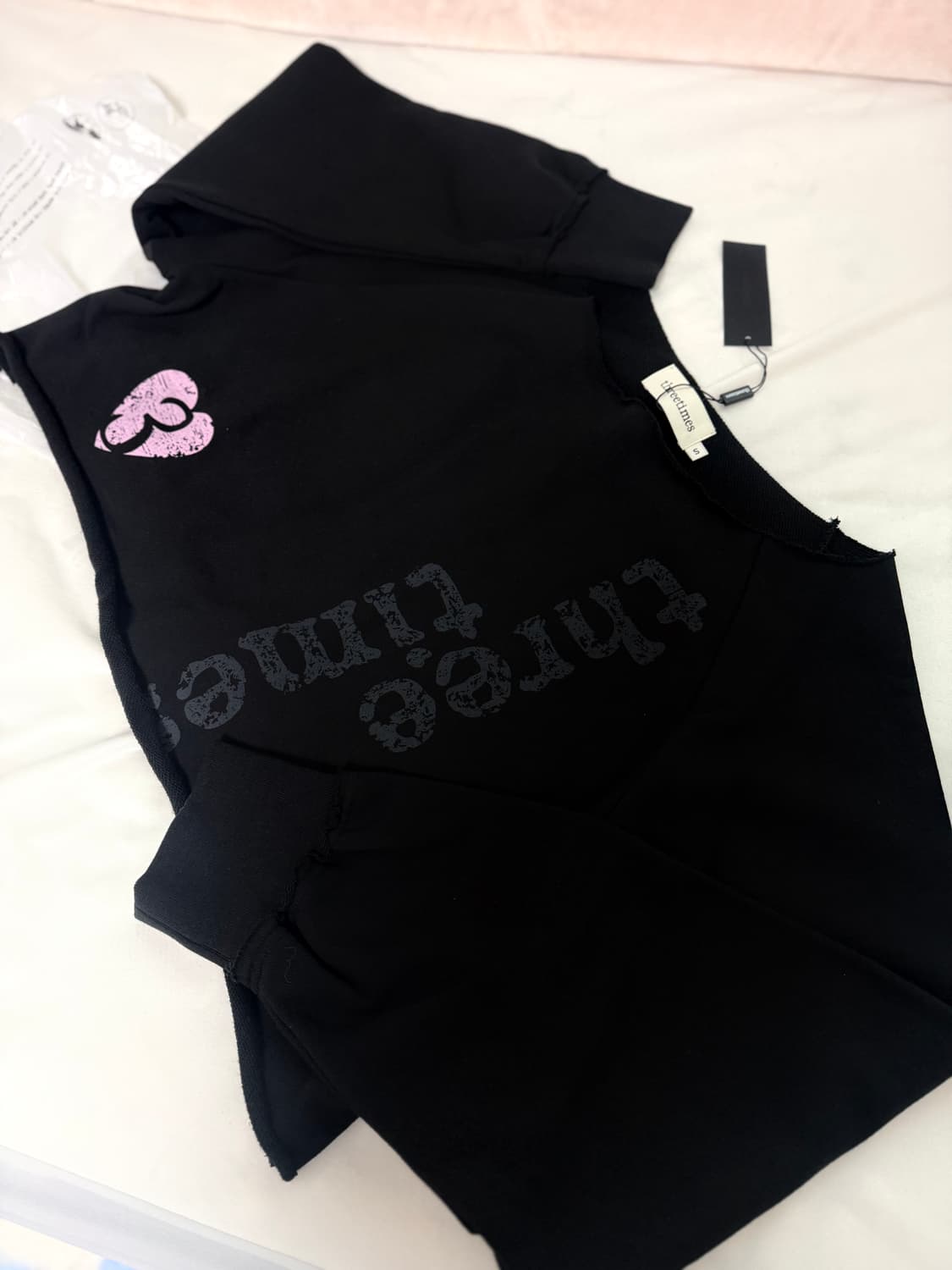 새상품) 쓰리타임즈 시즌그래픽 맨투맨 블랙 s 상품이미지2