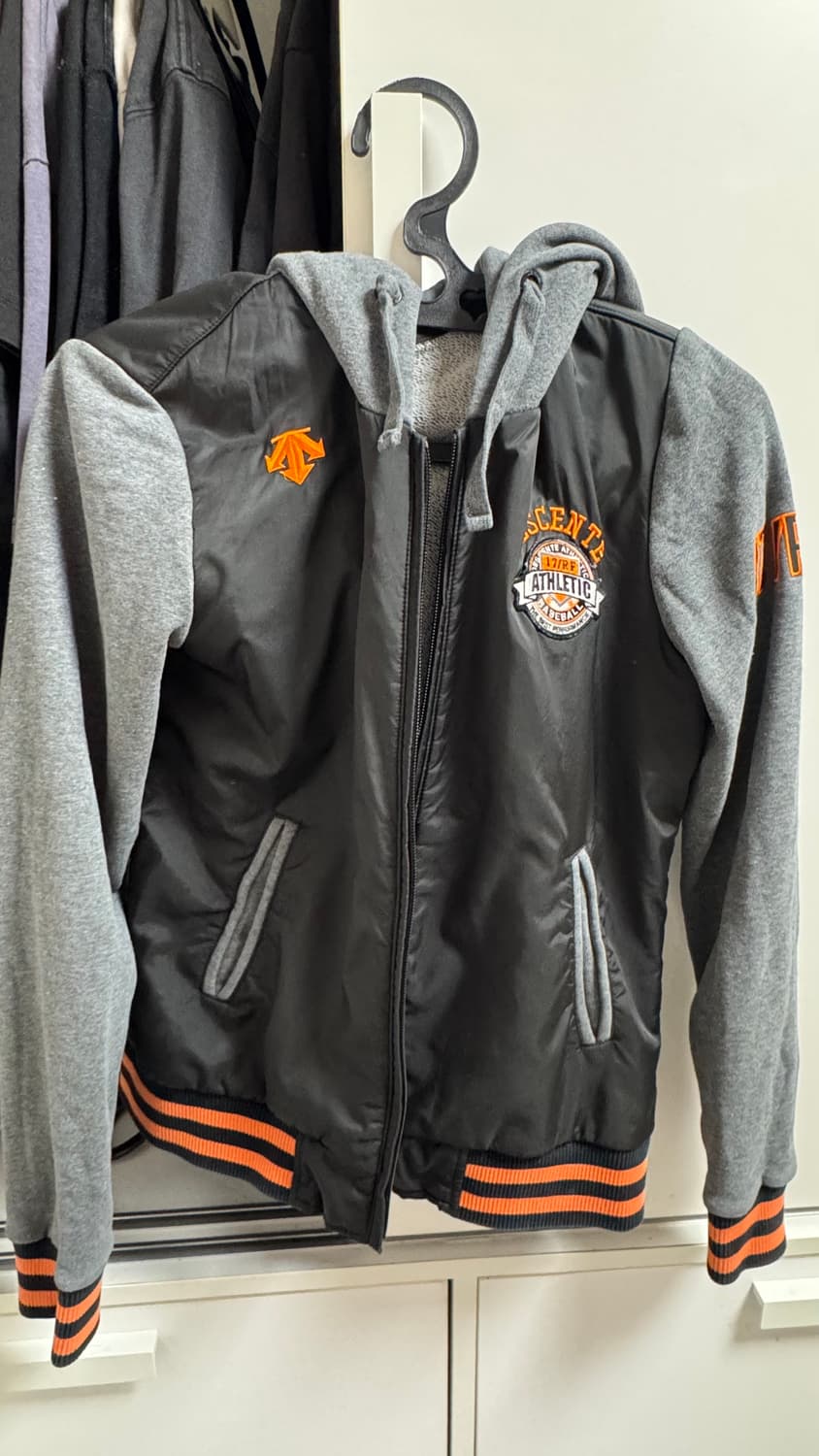 데상트 집업 90 상품이미지1