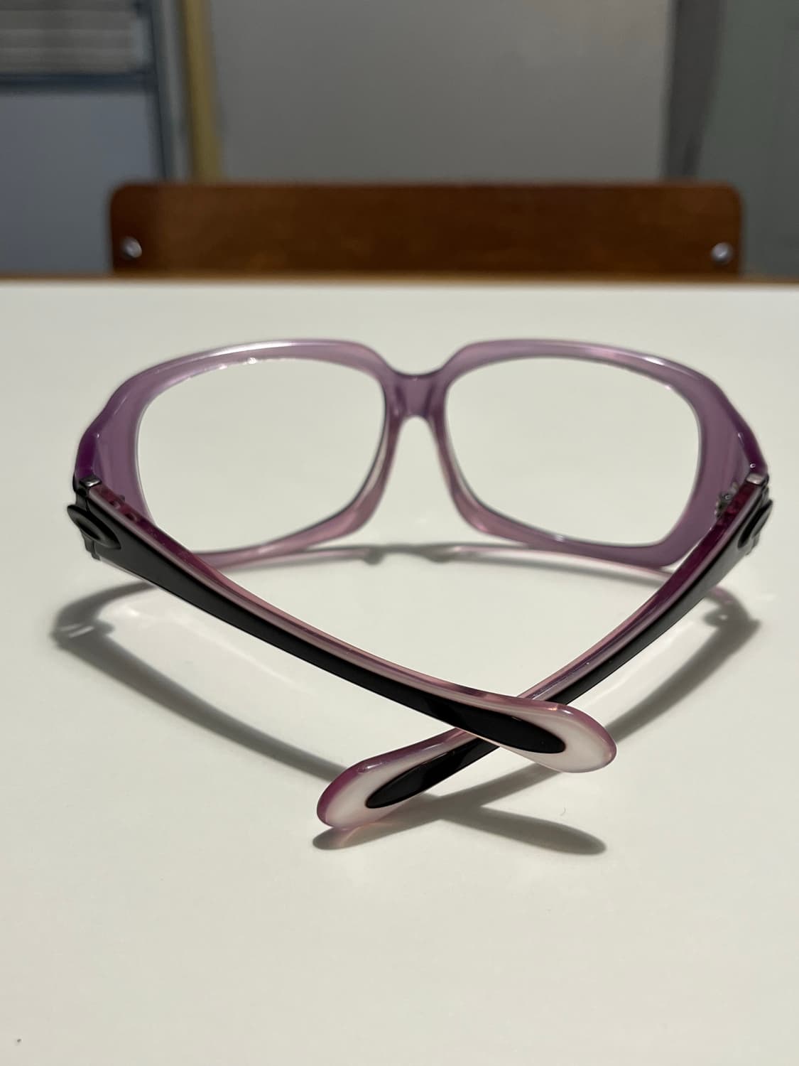오클리 오버타임(Overtime) 빈티지 안경 테 - 블랙 & 라벤더 투 상품이미지5