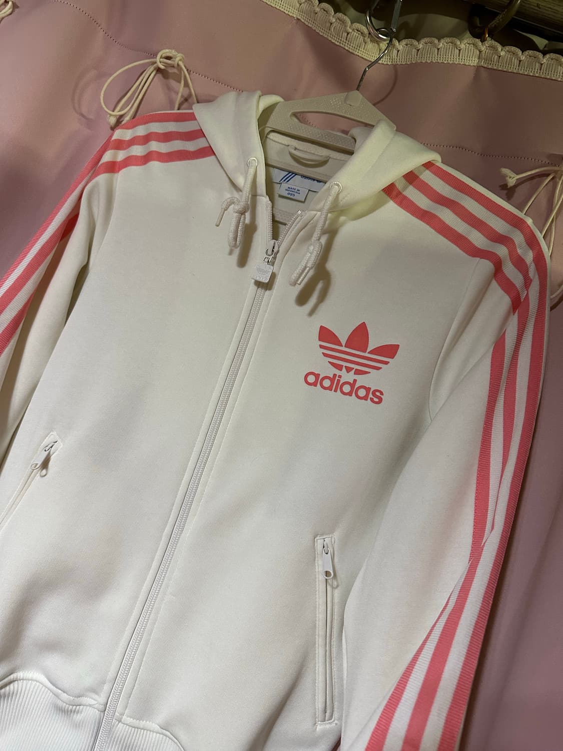 아디다스 흰핑 후드집업 아디다스대장 화이트 핑크 불꽃 파이어버드 져지 상품이미지1