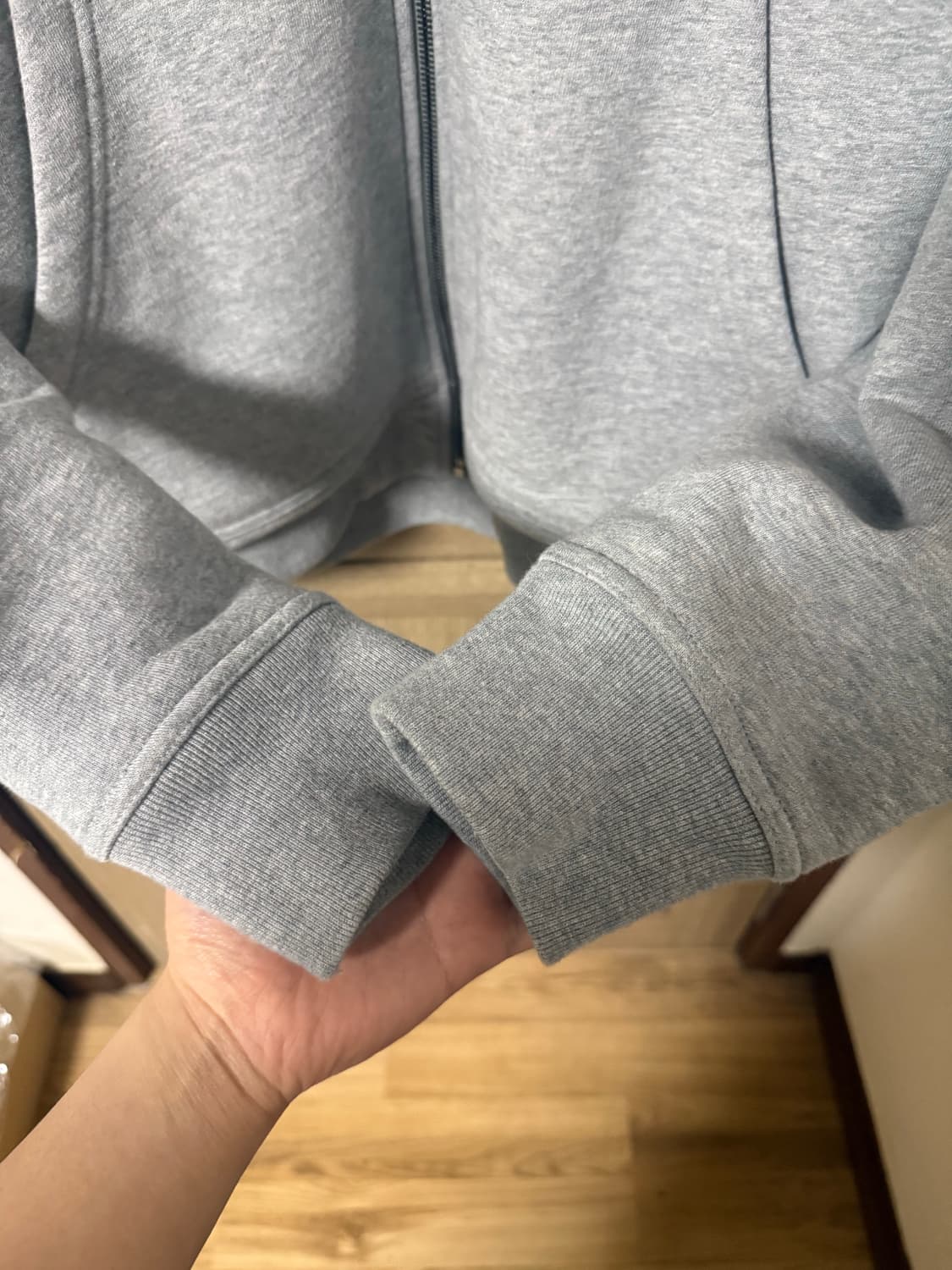 버버리 B로고 후드집업 그레이 L 상품이미지5