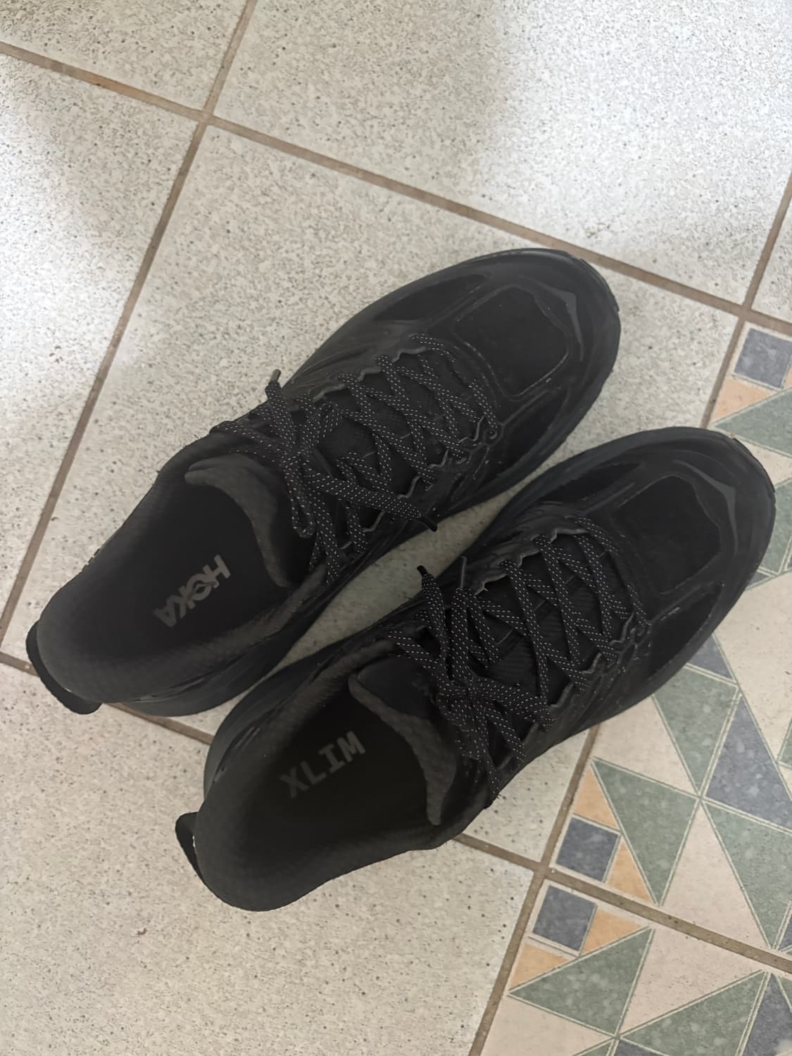 엑슬림 호카 (270,8.5 사이즈) 상품이미지2