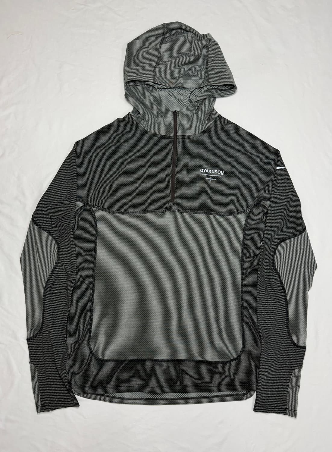 나이키 언더커버 갸쿠소우 러닝후드 상품이미지2