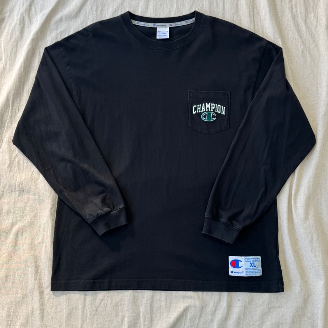 챔피온 오버 자수 포켓 롱슬리브 XL 상품이미지1
