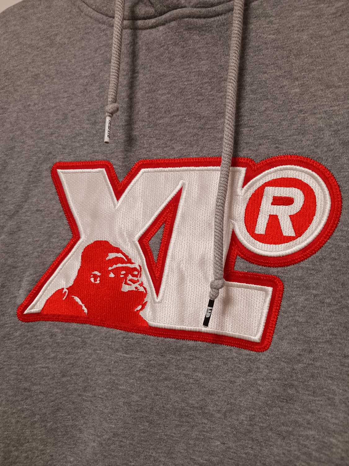 뉴어라×엑스라지 콜라보 후드티셔츠 상품이미지2