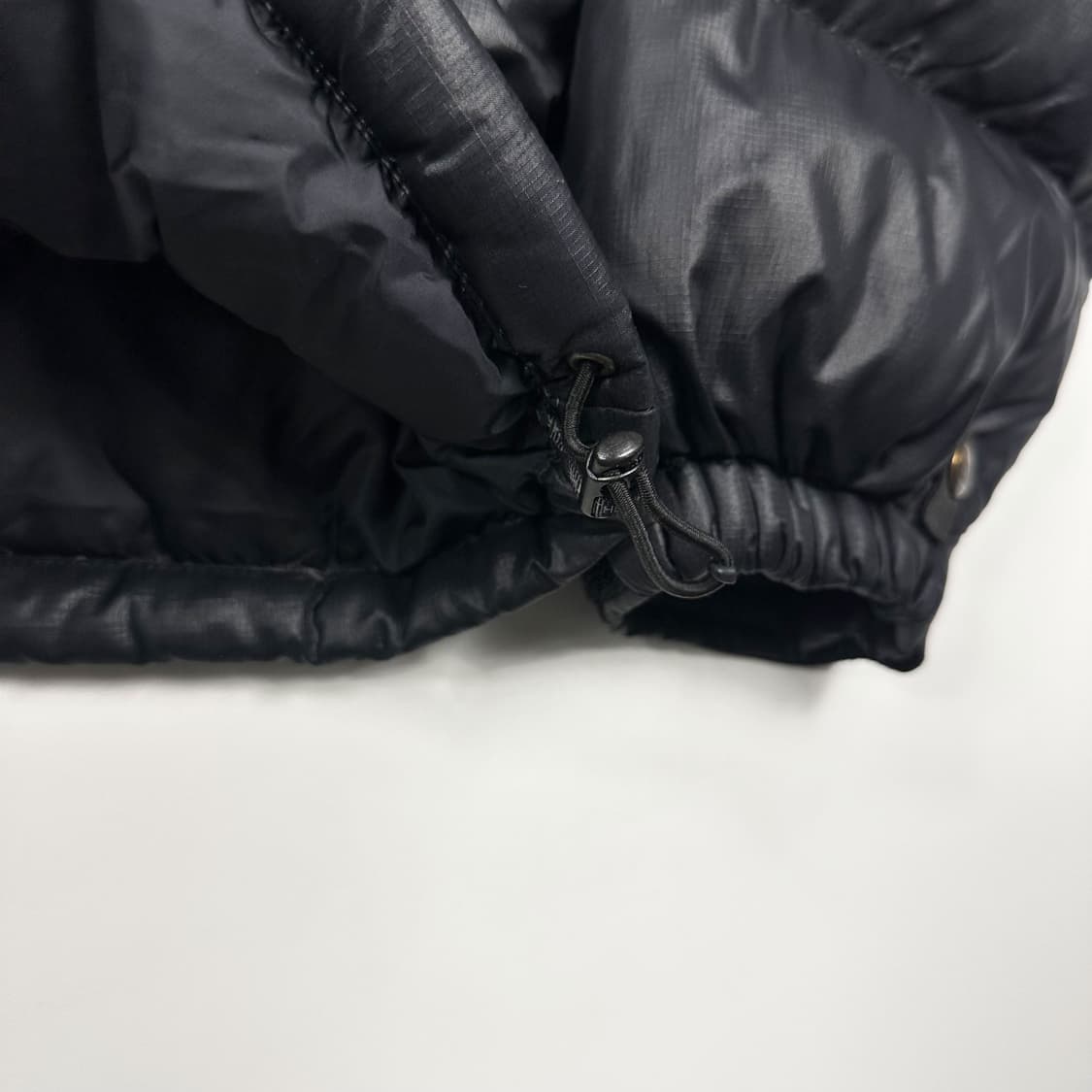 노스페이스 오리지널 눕시 700 푸퍼 다운 패딩 XS 상품이미지6