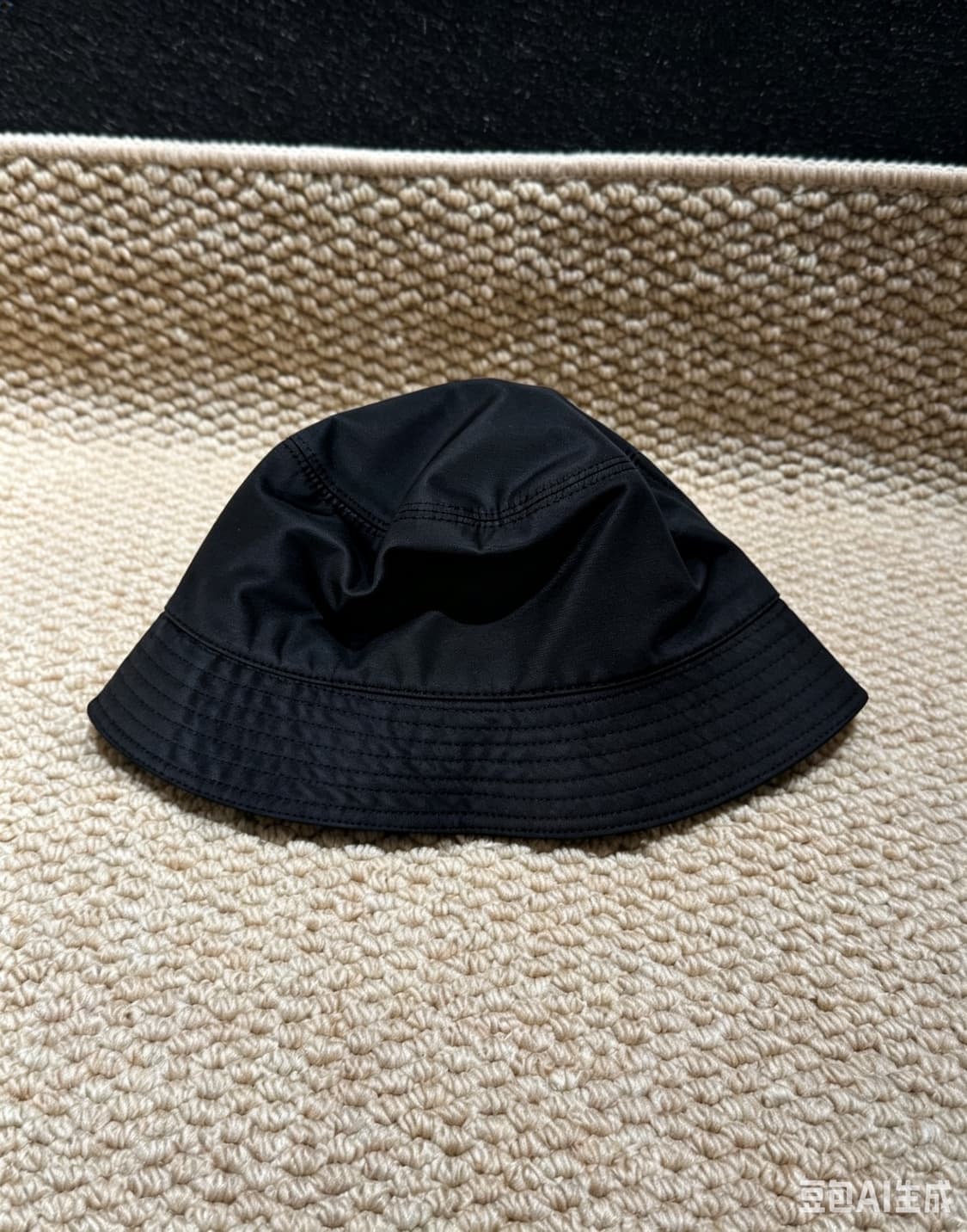 Prada Re-Nylon Bucket Hat Black  상품이미지2