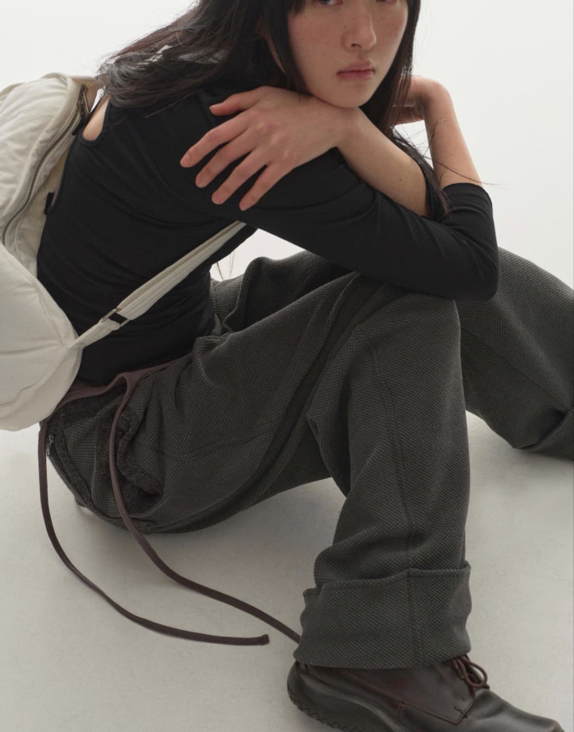 코이세이오 RIBBED BAND PANTS CHARCOAL 상품이미지2