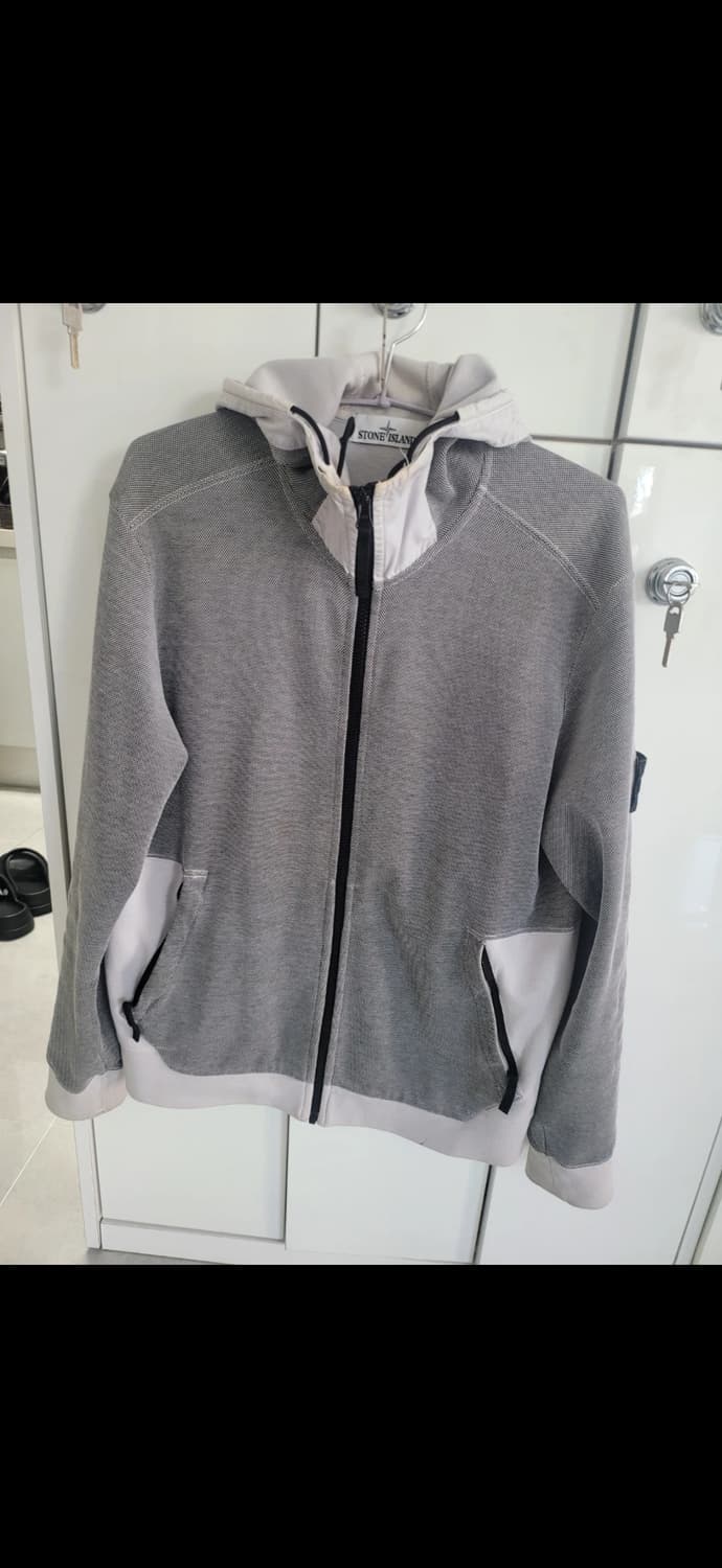 스톤아일랜드 후드 집업 L 상품이미지1