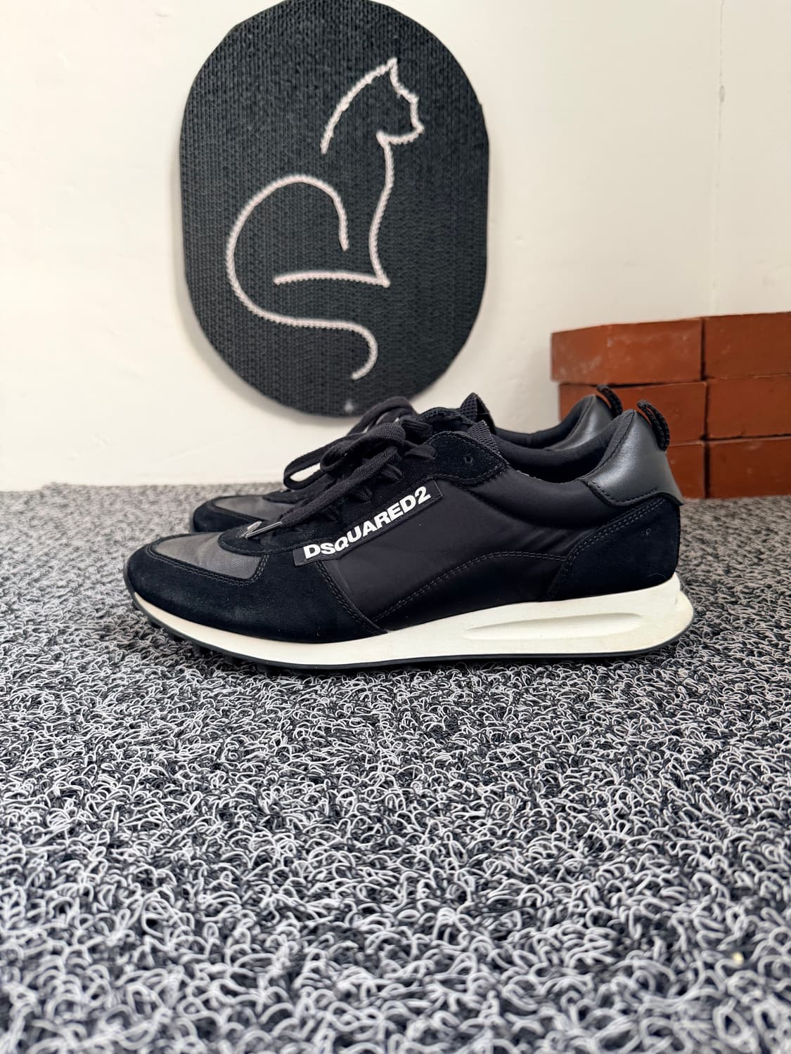 DSQUARED2 블랙 스니커즈 42사이즈 상품이미지1