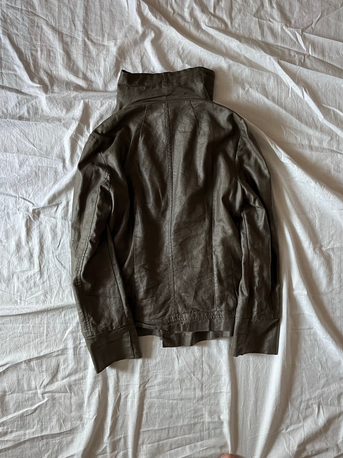 Asymmetrical High-Neck Coated Jacket 상품이미지6