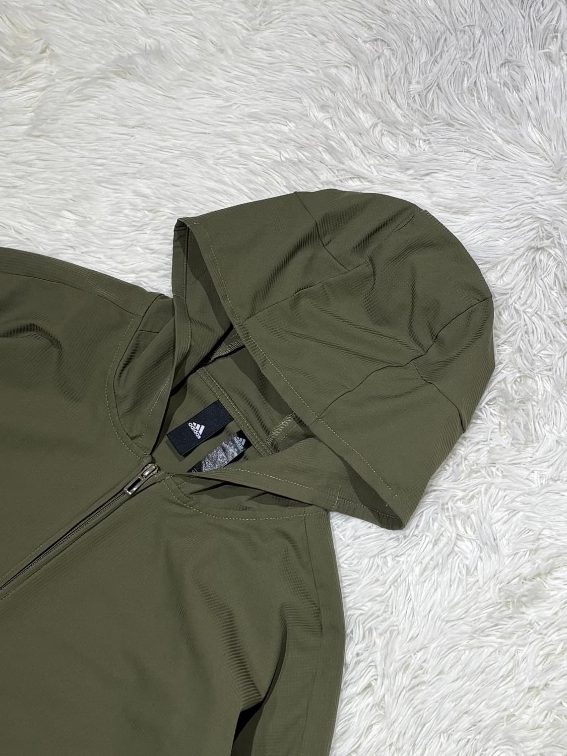 아디다스 스몰로고 카키 런닝 바람막이 상품이미지4