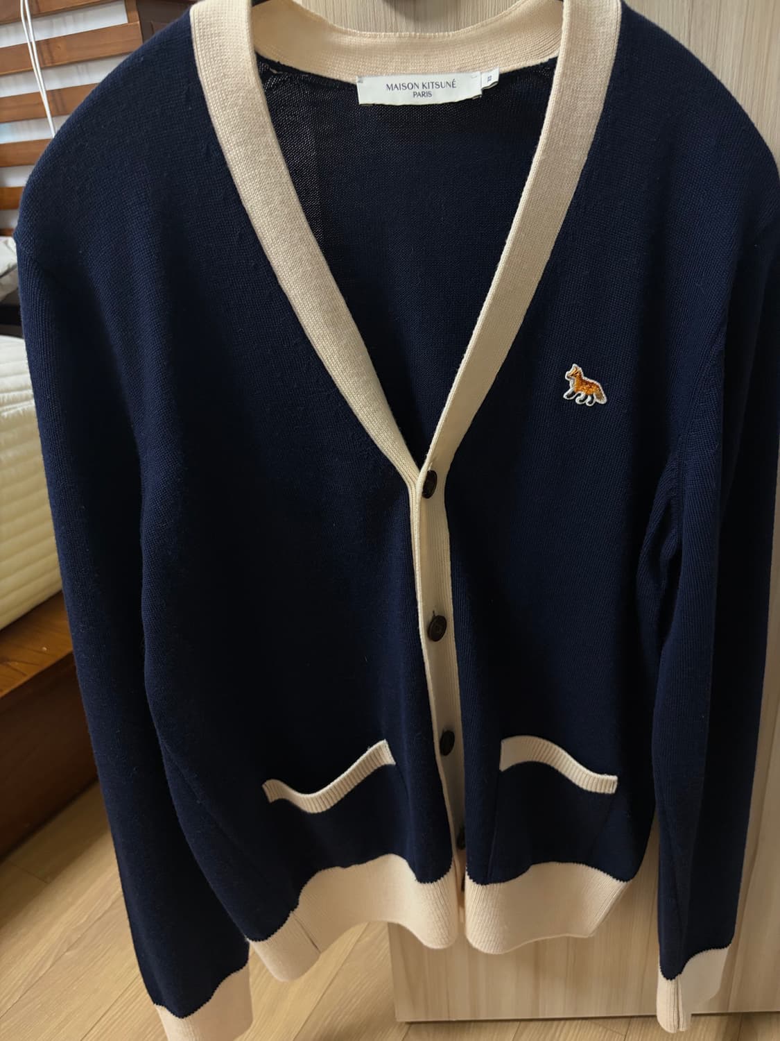 메종키츠네 폭스 헤드 가디건 상품이미지1