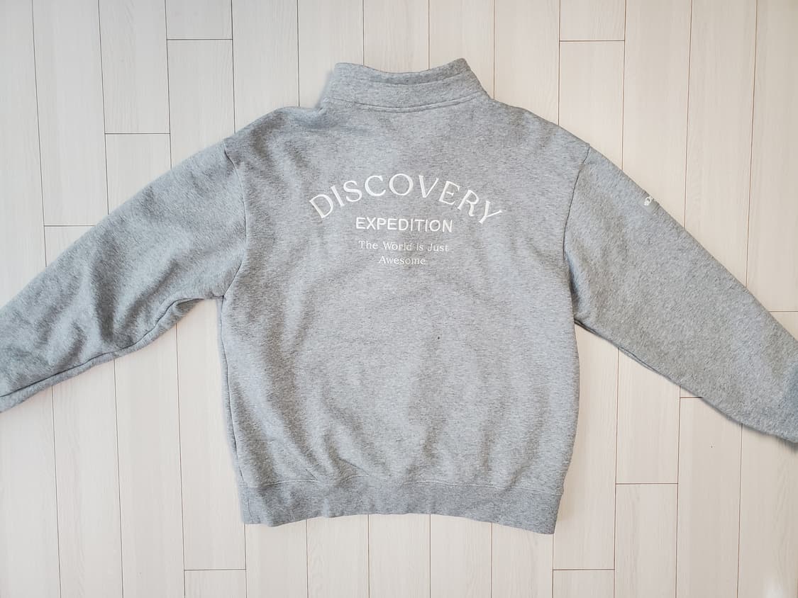 디스커버리 Expedition 하프집업 기모맨투맨 그레이 100

하자오 상품이미지6